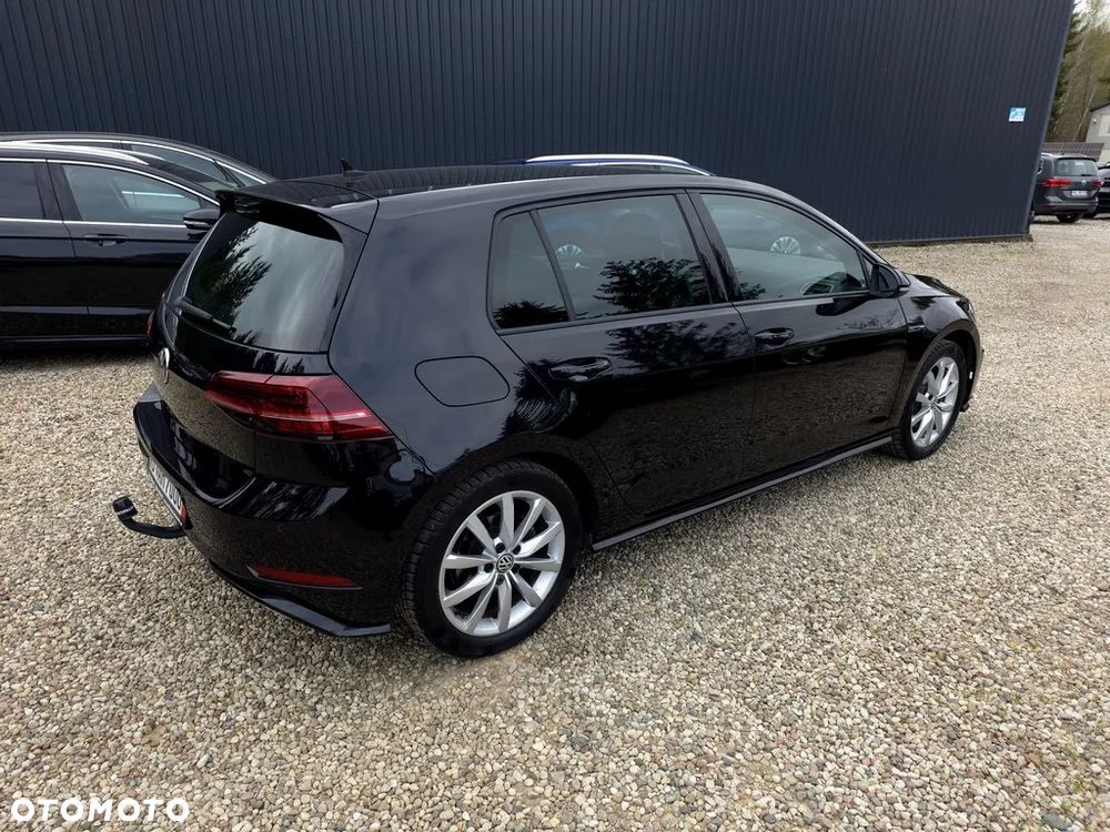 Volkswagen Golf - 5