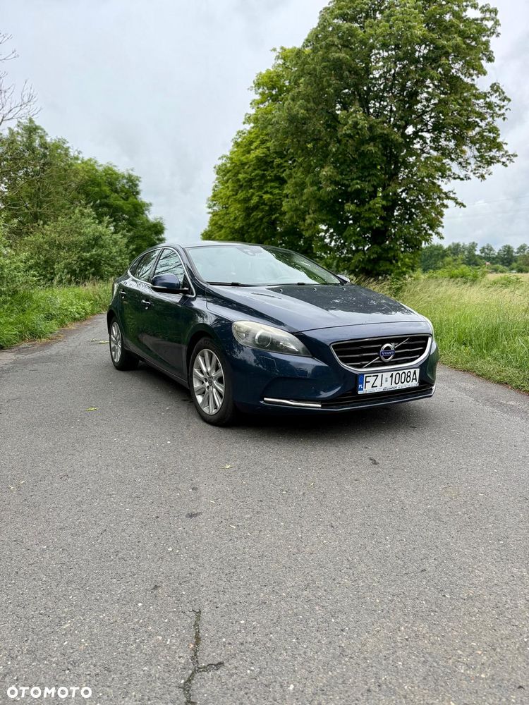 Volvo V40 D2 Summum - 16
