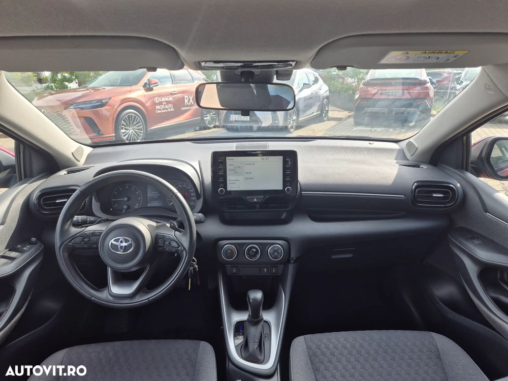 Toyota Yaris - 15
