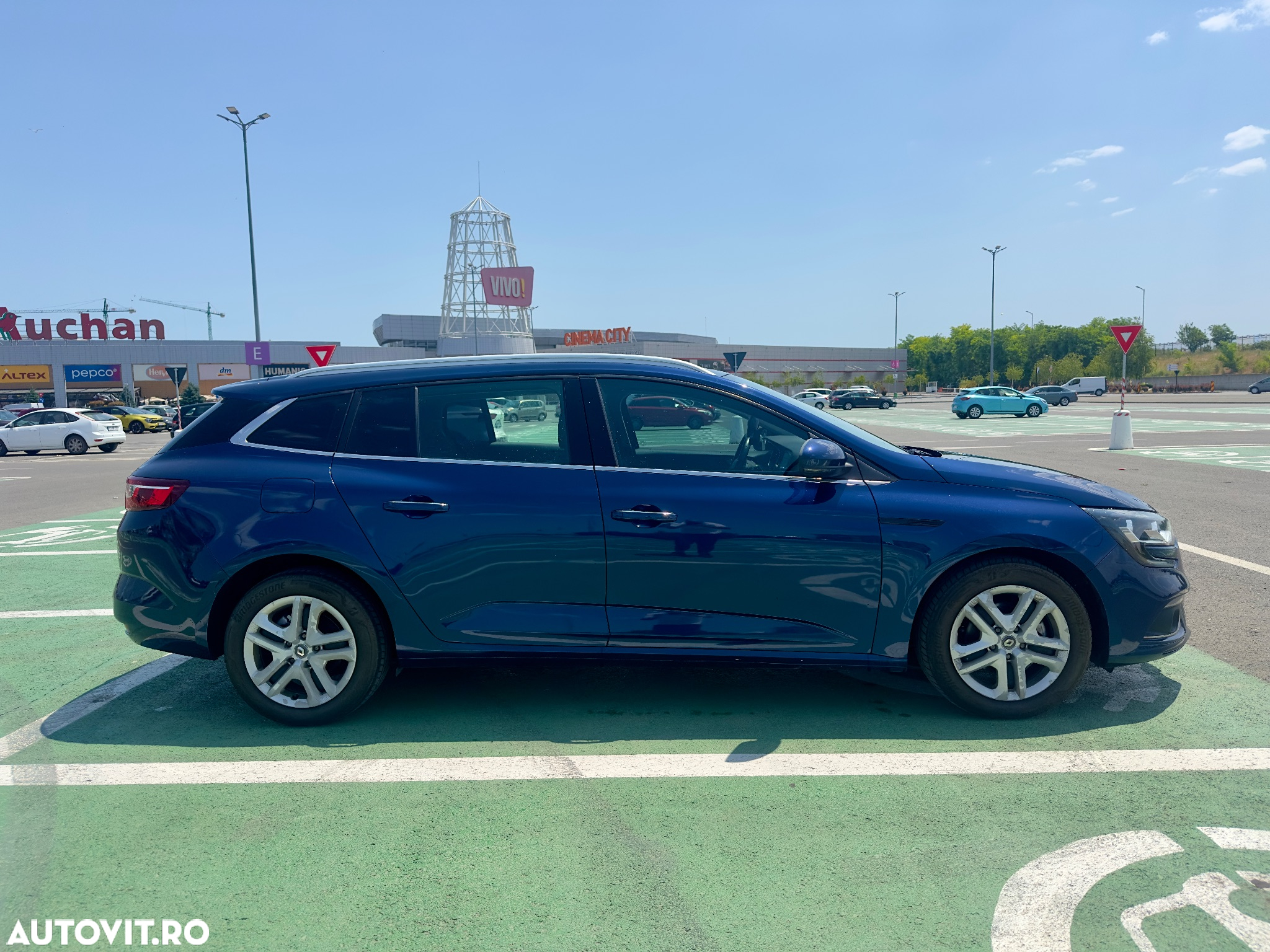 Renault Megane Blue dCi 95 Life - 4