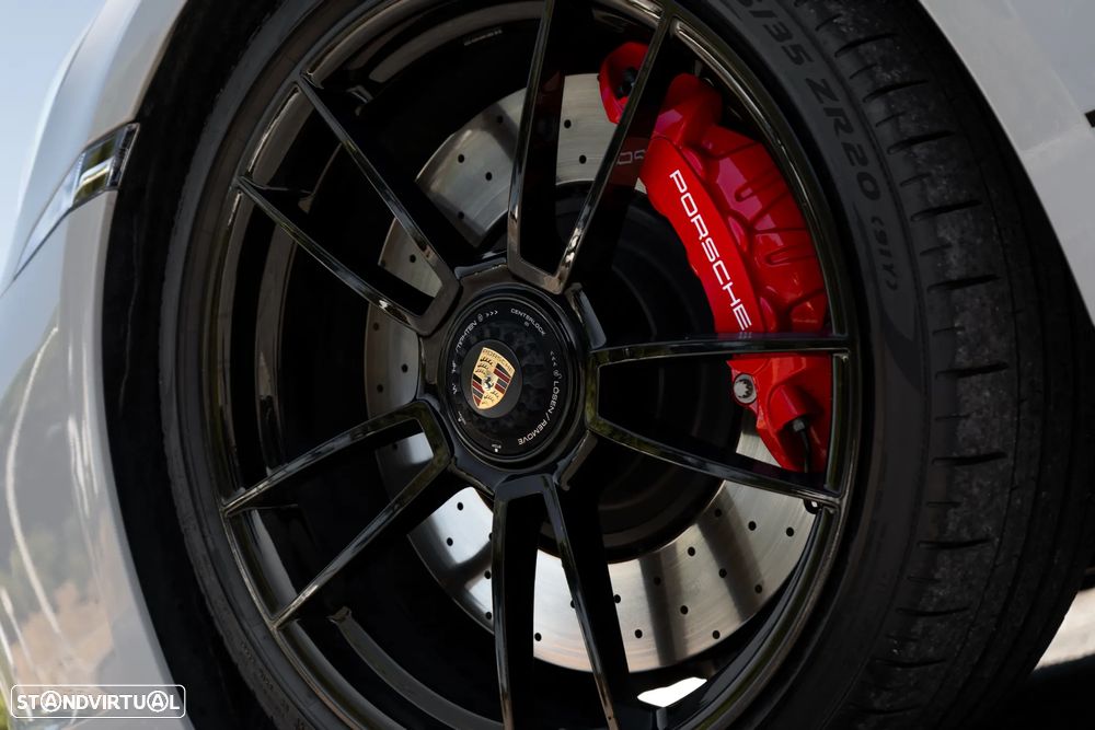 Porsche 911 (992) Carrera 4 GTS PDK - 11