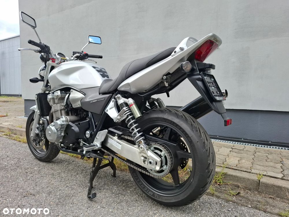 Honda CB - 6