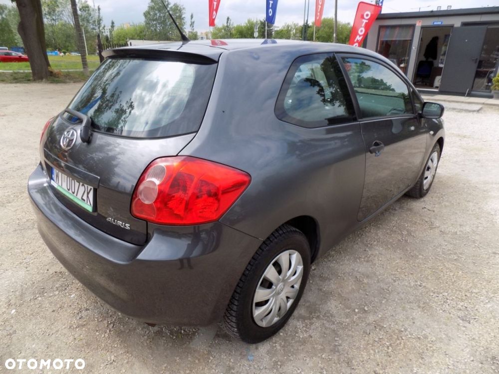 Toyota Auris - 3