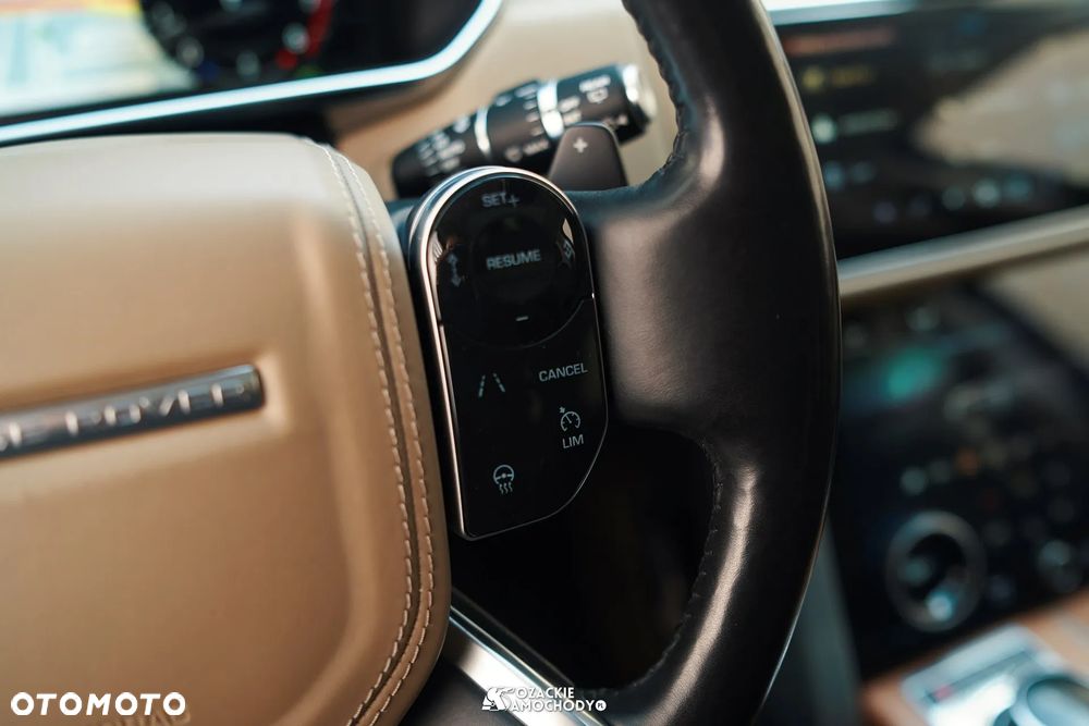 Land Rover Range Rover P400 HSE - 23