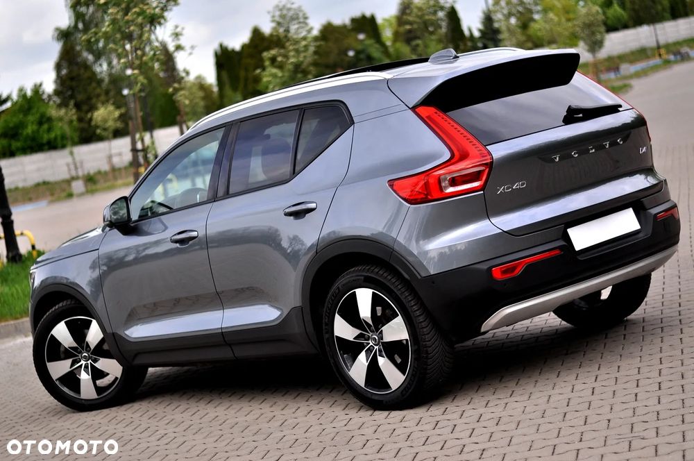 Volvo XC 40 D4 AWD Momentum Pro - 9