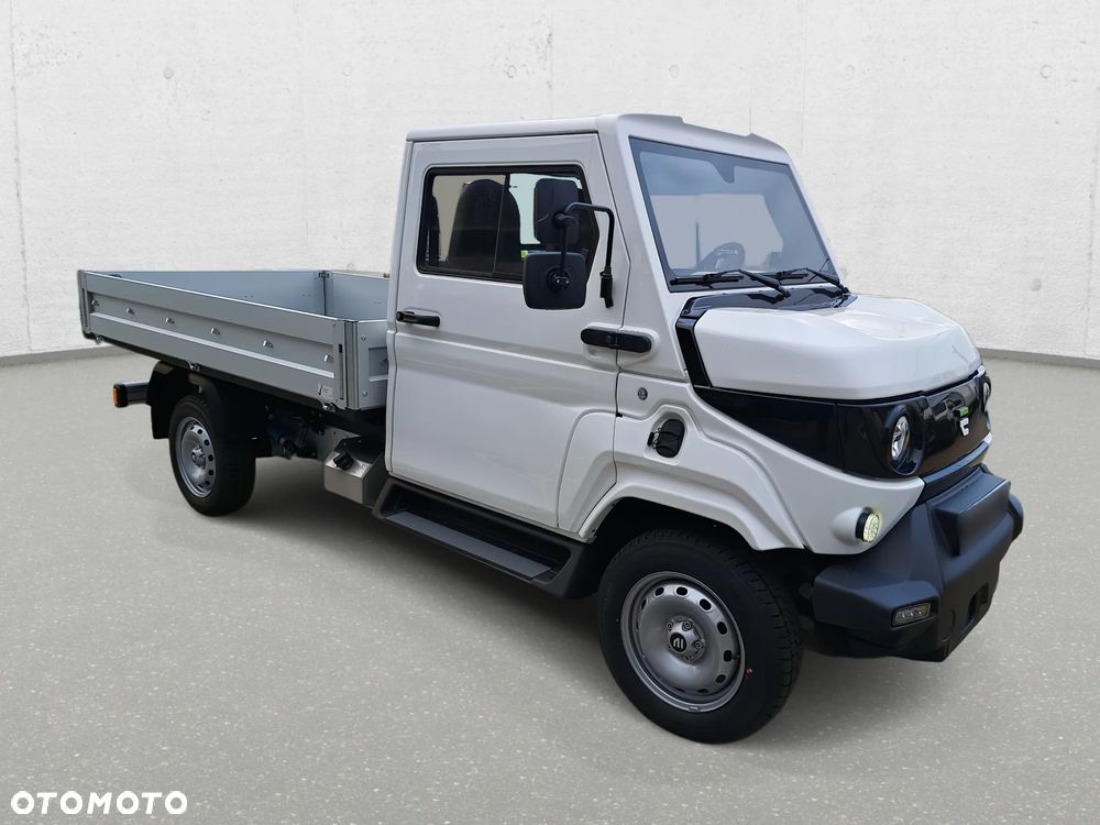 Evum Motors aCar - 3