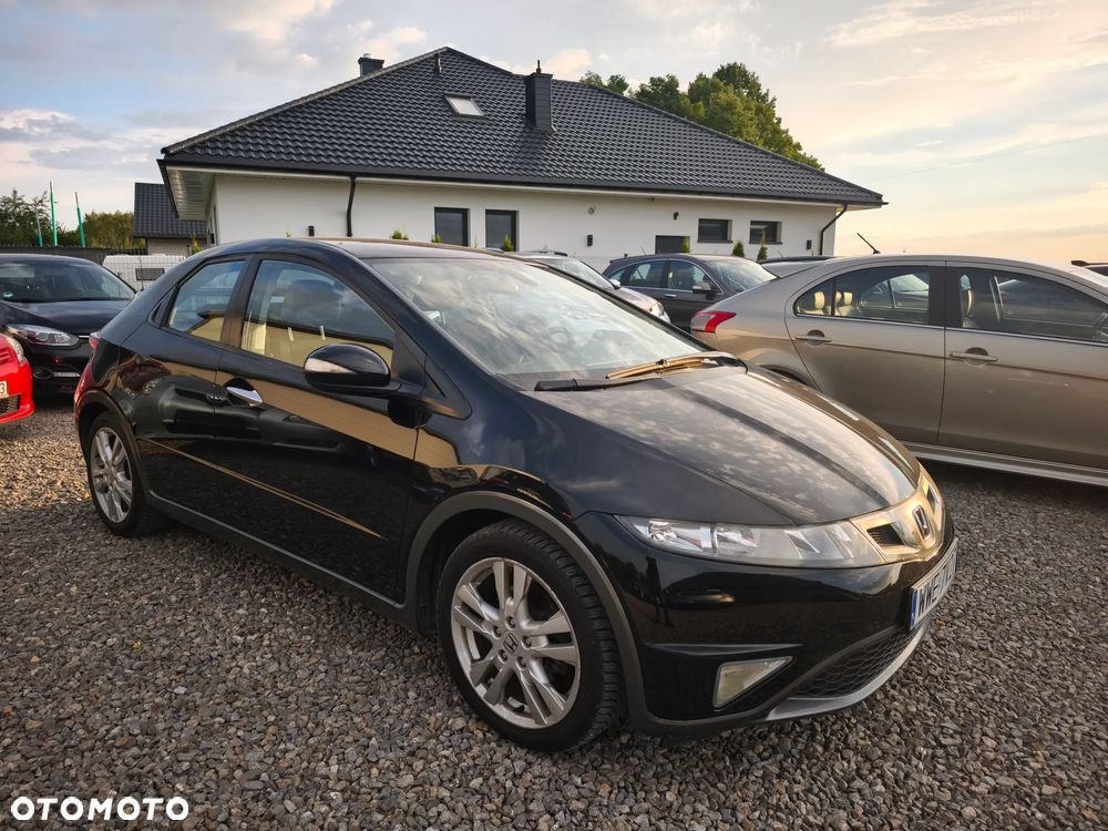 Honda Civic 1.8i-VTEC Automatik Sport - 2