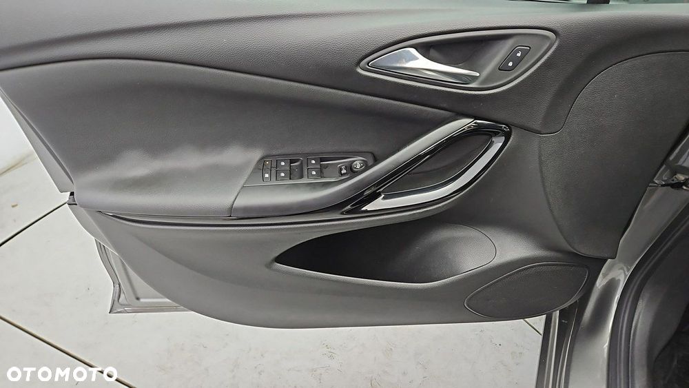 Opel Astra 1.5 CDTI Elegance S&S - 10