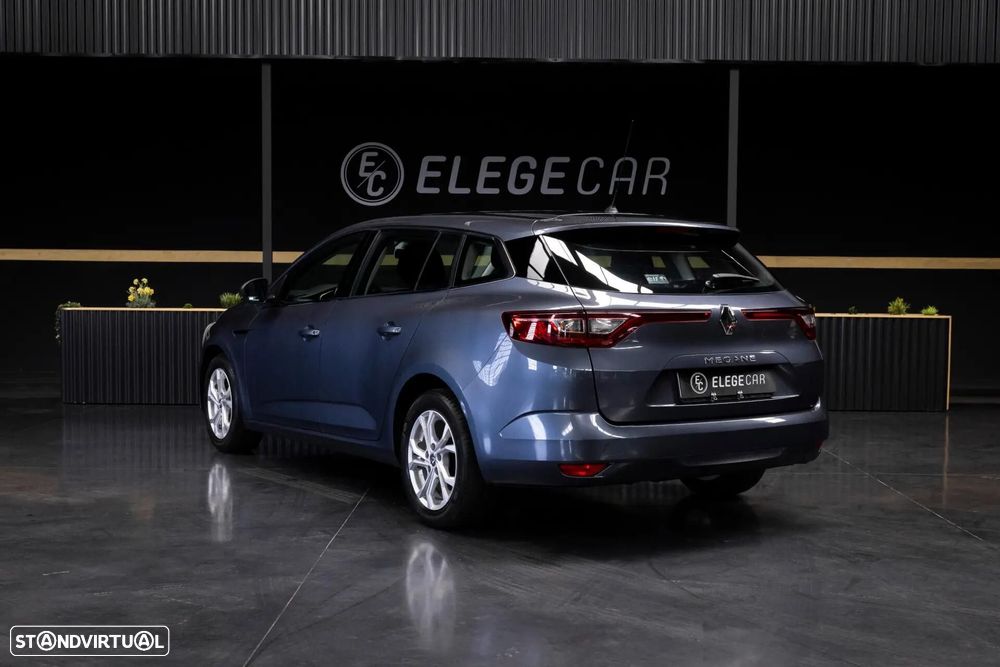 Renault Mégane Sport Tourer - 8