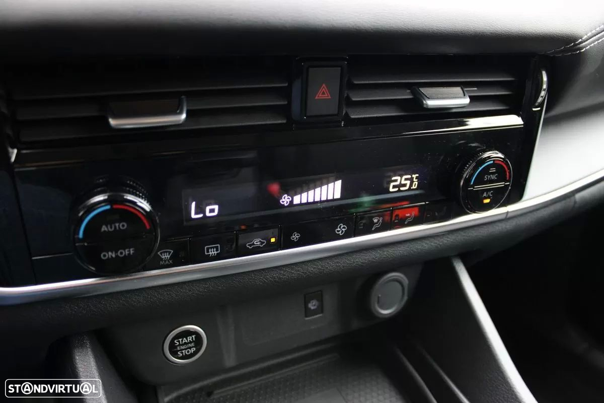 Nissan Qashqai 1.3 DIG-T N-GO Xtronic - 14