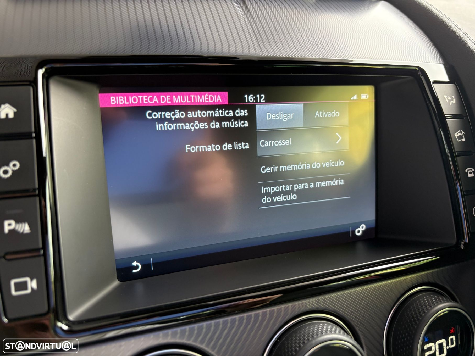 Jaguar F-Type 2.0 i4 R-Dynamic - 37