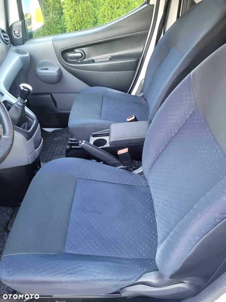 Nissan NV200 Combi 7os - 12