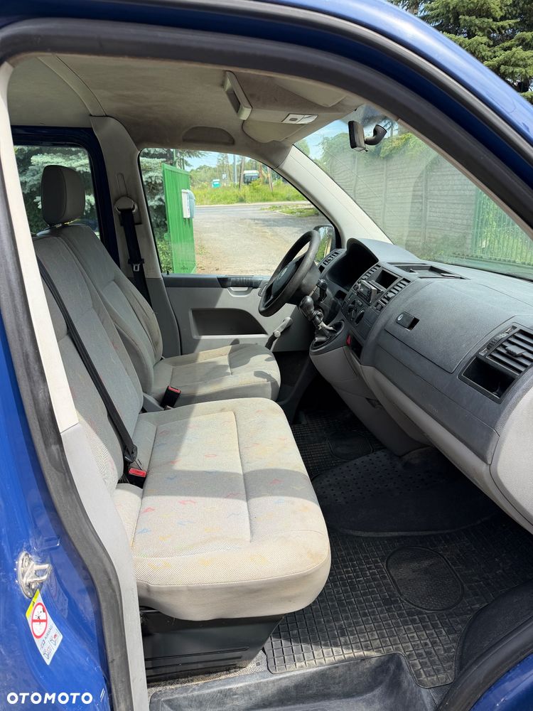 Volkswagen T5 - 10