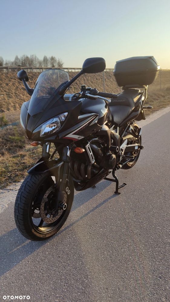 Yamaha FZ6 - 16