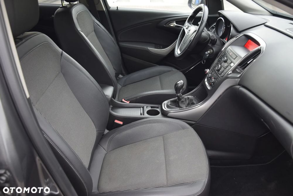Opel Astra 1.6 Enjoy EU6 - 30