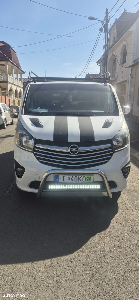 Opel Vivaro - 2