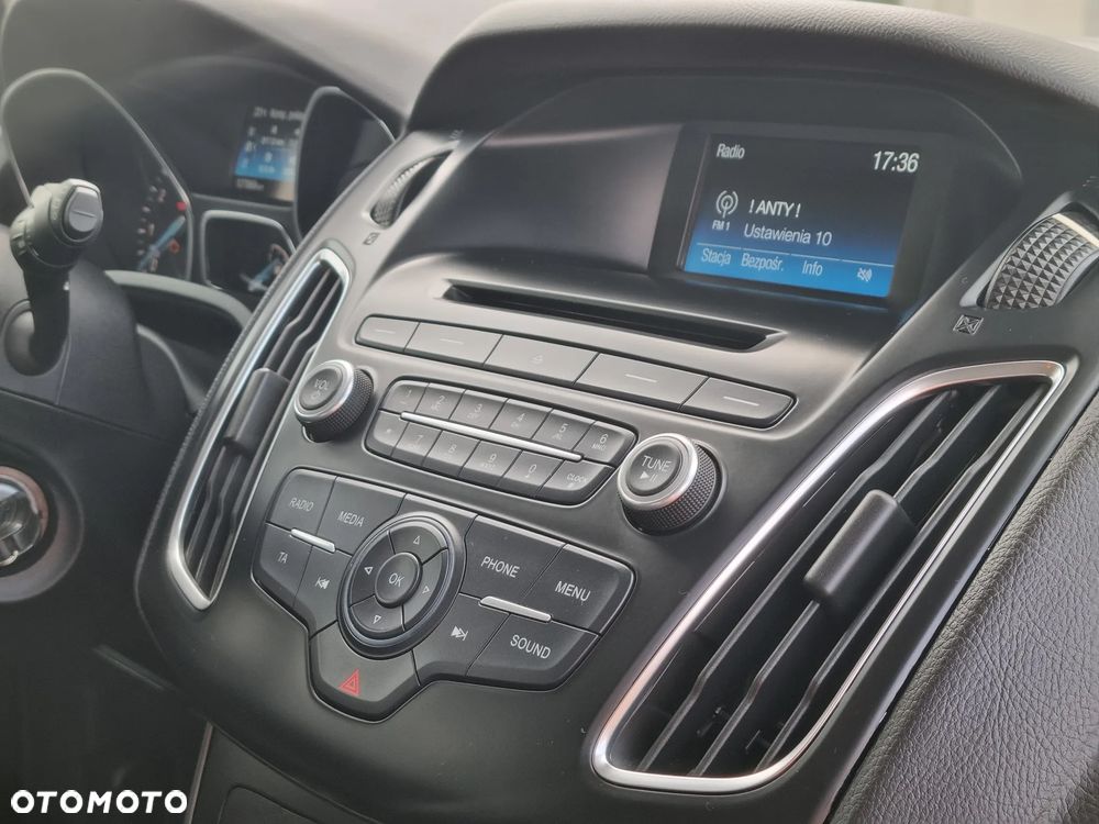 Ford Focus 1.0 EcoBoost Trend - 8