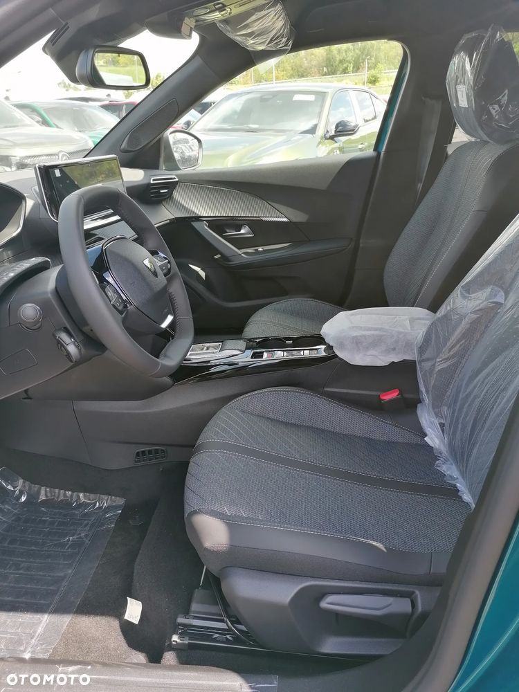 Peugeot 3008 1.2 PureTech mHEV Allure e-DCS6 - 7