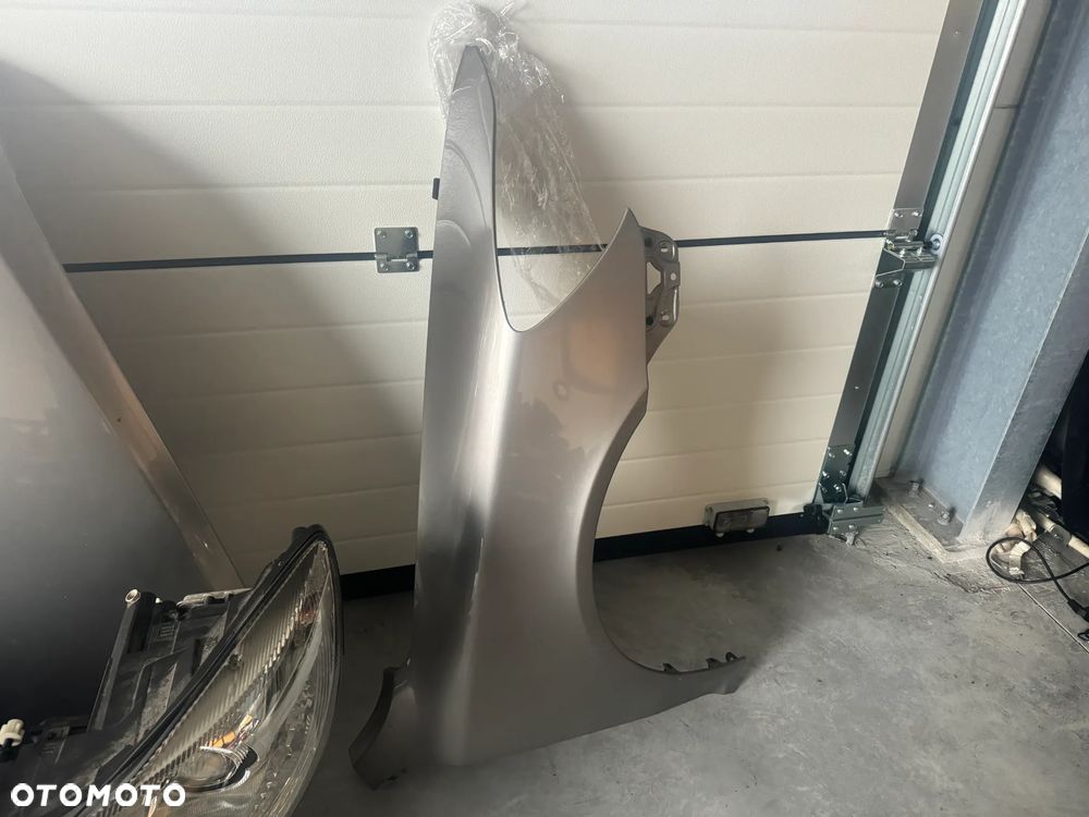 PRZÓD KOMPLETNY ZDERZAK PAS MASKA PAS XENON SKETNY OCTAVIA II LIFT 9202 - 16