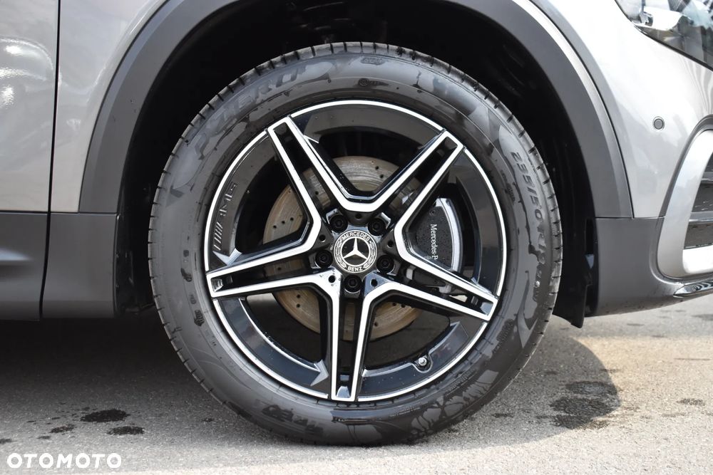 Mercedes-Benz GLB 200 d 4Matic 8G-DCT Edition AMG Line - 11