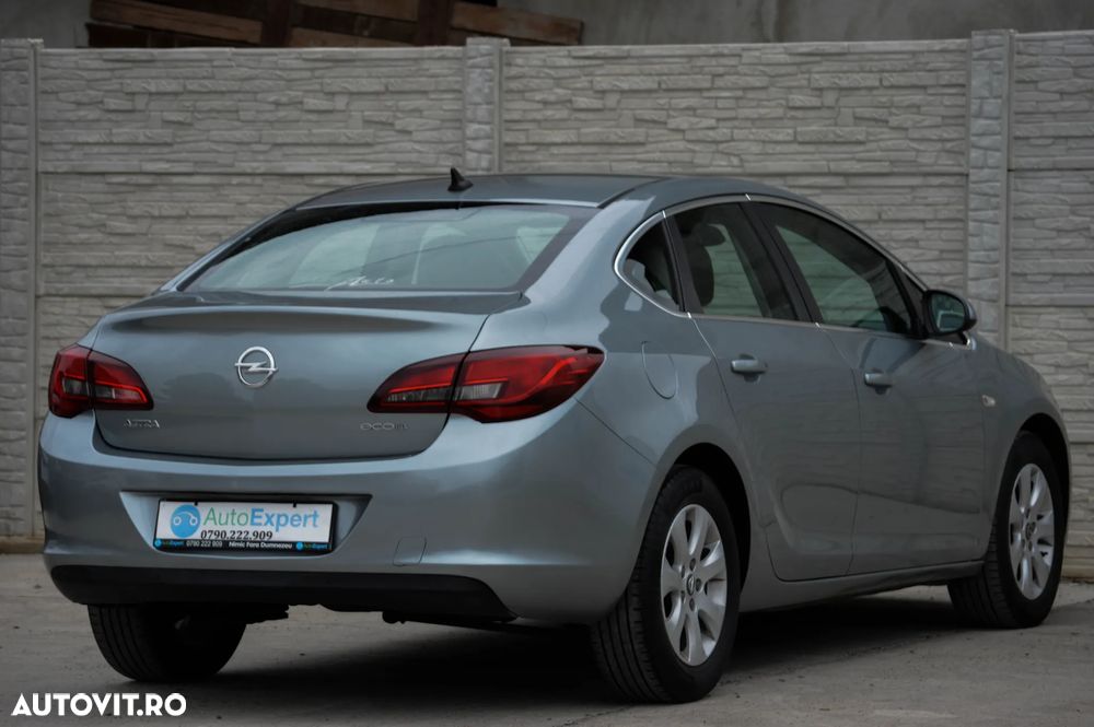 Opel Astra 1.7 CDTI DPF ecoFLEX Start/Stop Innovation - 17