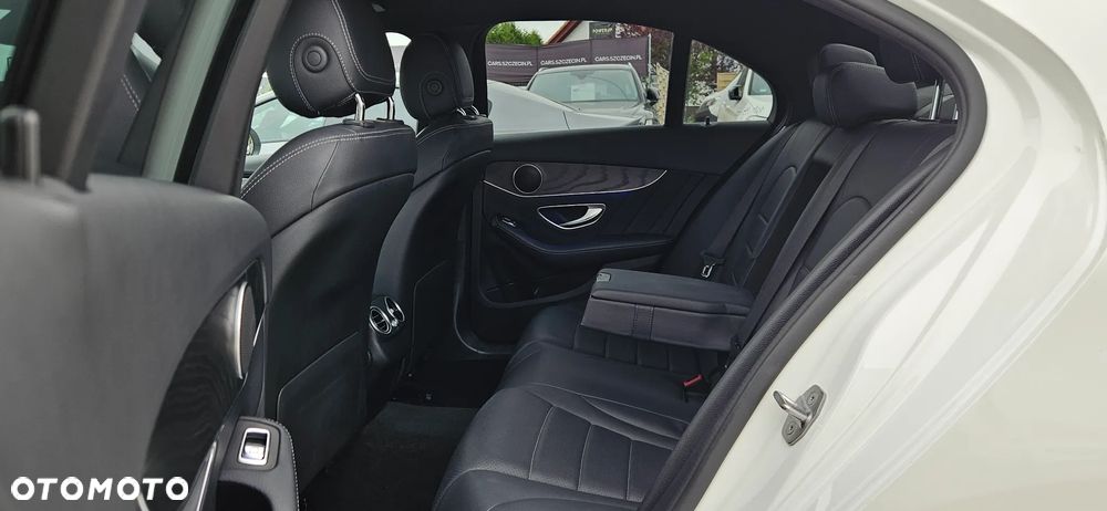 Mercedes-Benz Klasa C 220 d 4Matic 9G-TRONIC AMG Line - 20