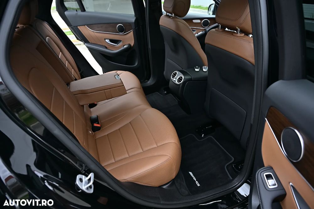 Mercedes-Benz GLC Coupe 350 e 4Matic 7G-TRONIC AMG Line - 25