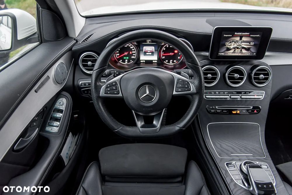Mercedes-Benz GLC - 23
