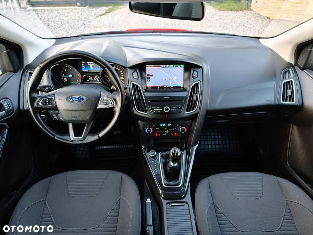 Ford Focus 2.0 TDCi Titanium ASS - 20
