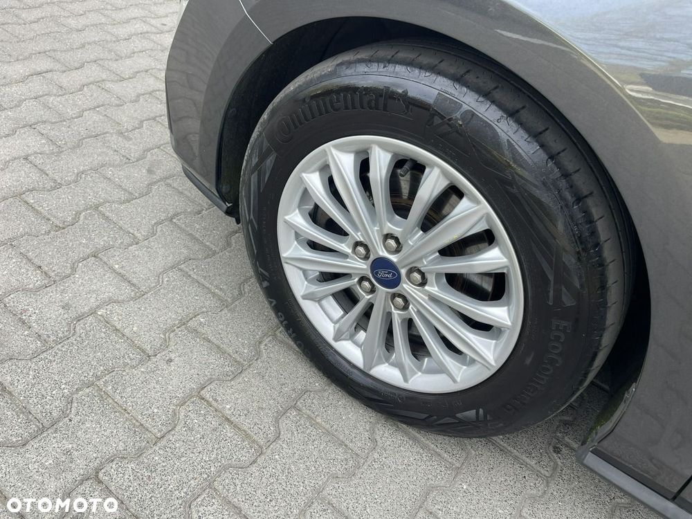 Ford Focus - 13