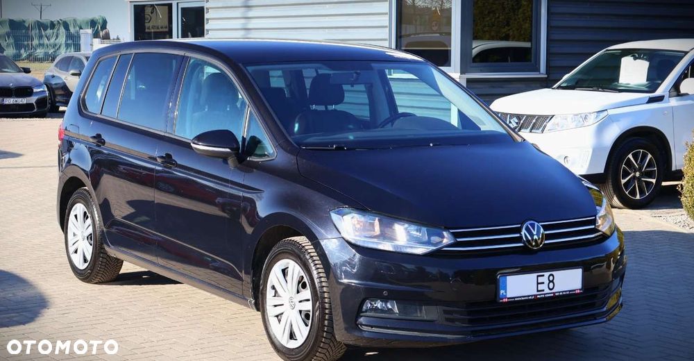 Volkswagen Touran - 3