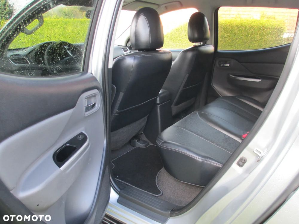 Mitsubishi L200 - 11