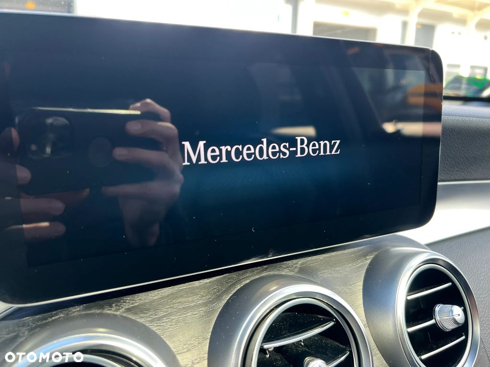 Mercedes-Benz GLC 300 d 4-Matic - 31