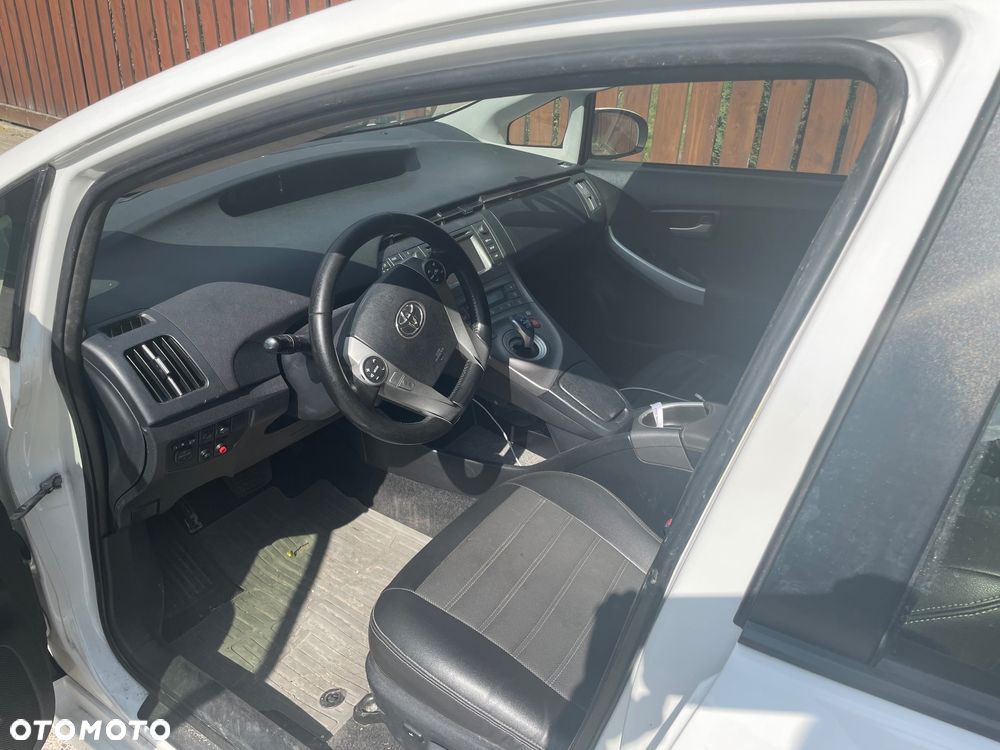 Toyota Prius 1.8 Hybrid Prestige - 16