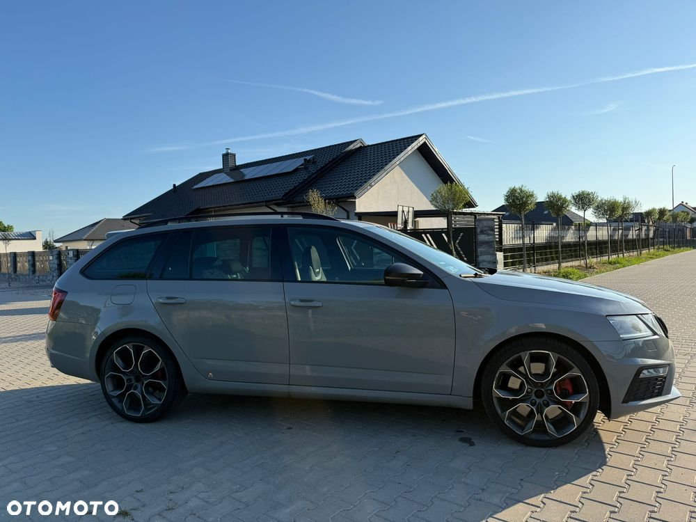 Skoda Octavia 2.0 TSI RS - 3