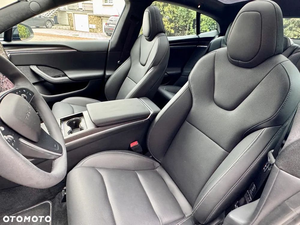 Tesla Model S Plaid - 7