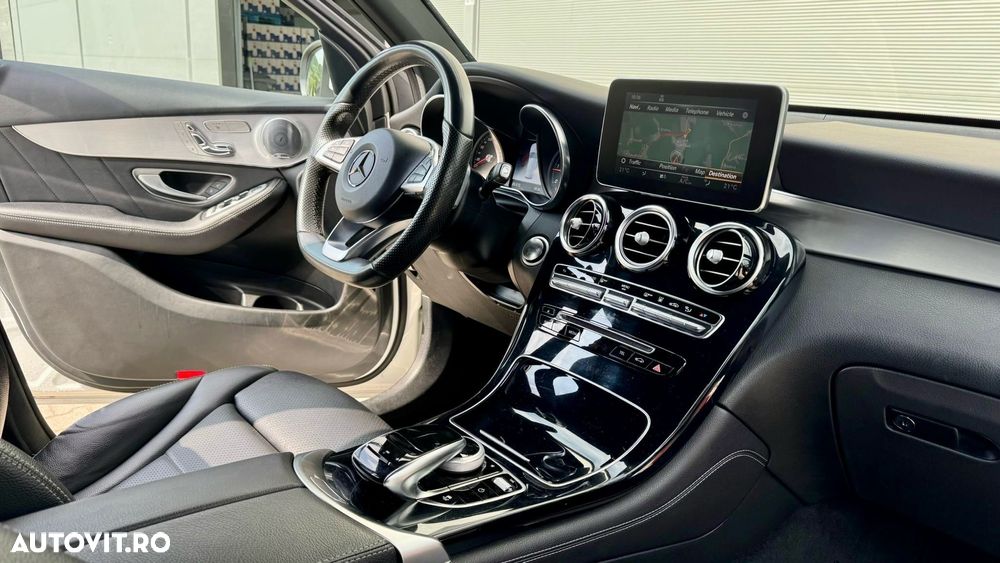 Mercedes-Benz GLC 220 d 4Matic 9G-TRONIC AMG Line - 9