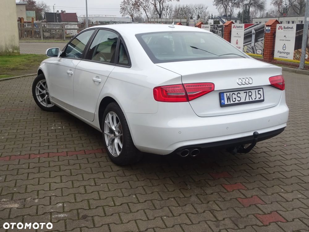 Audi A4 Limousine - 9