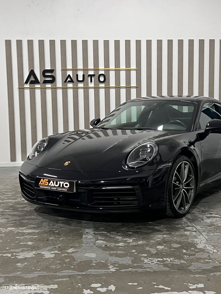 Porsche 911 Série F - 8