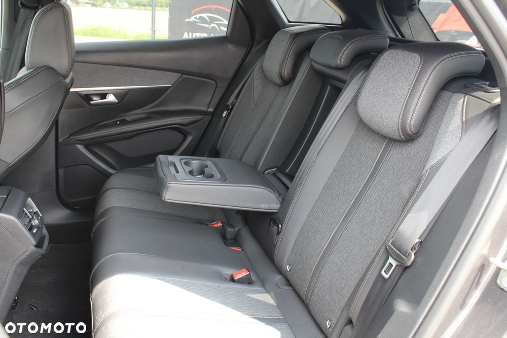Peugeot 3008 PureTech 130 Stop & Start Allure - 32