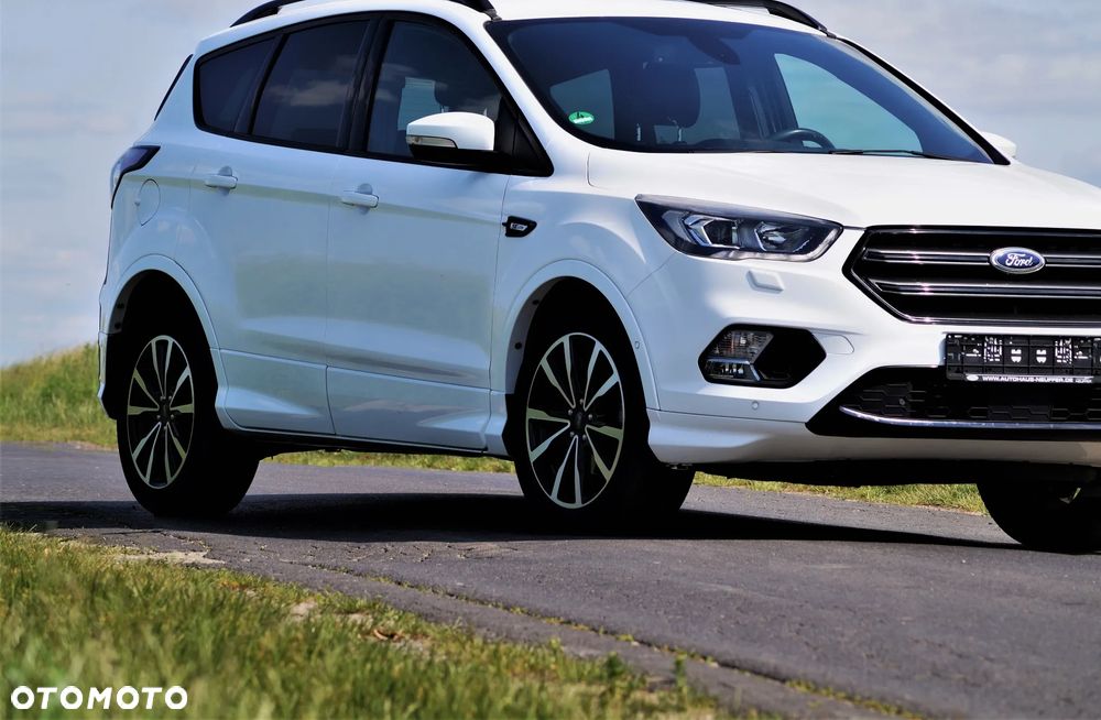 Ford Kuga - 16
