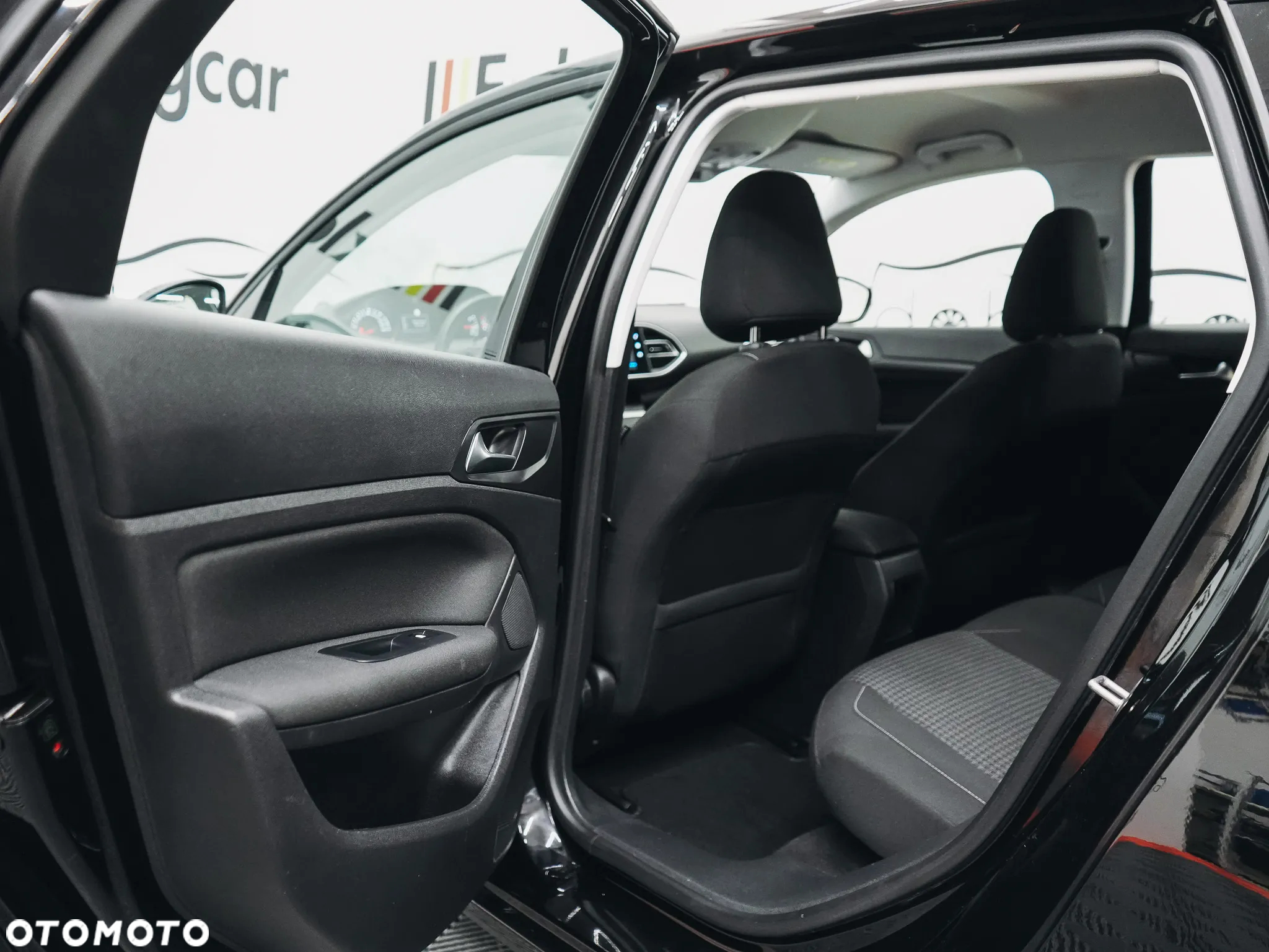 Peugeot 308 1.2 PureTech Active S&S - 31