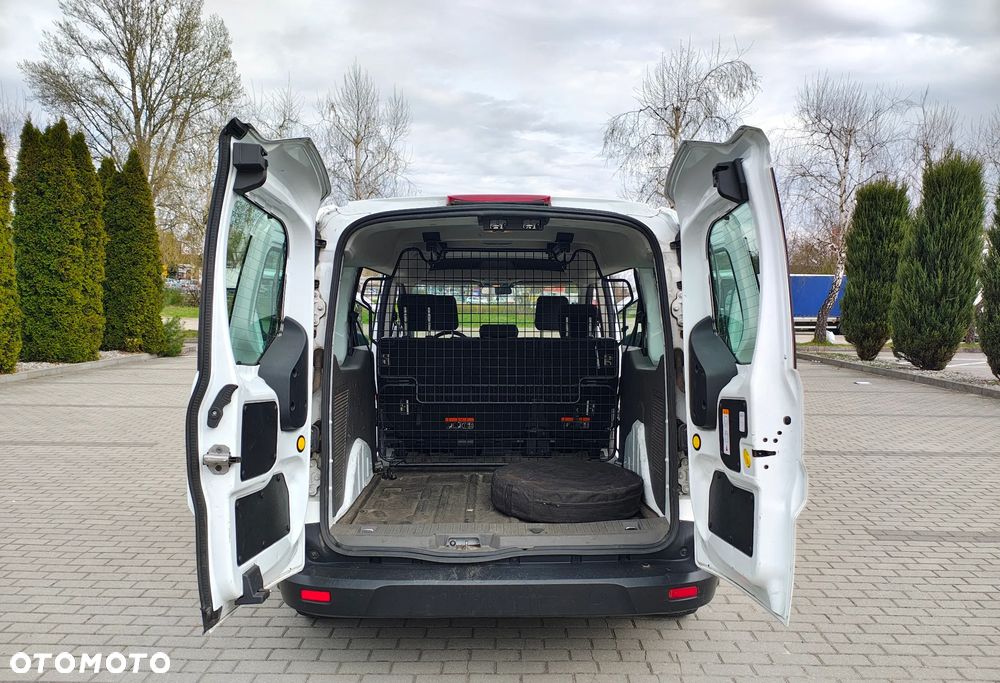 Ford Transit Connect II - 22
