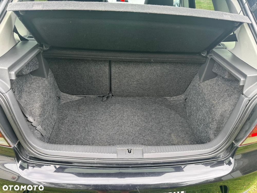 Volkswagen Polo Cross - 18