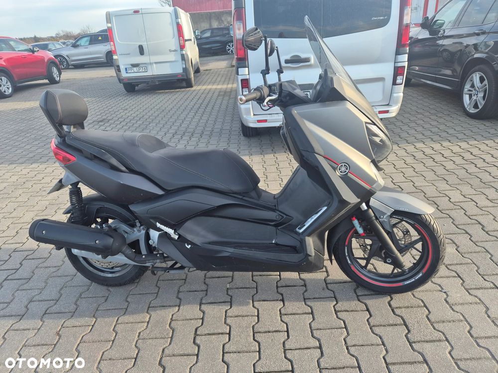 Yamaha X-max - 1