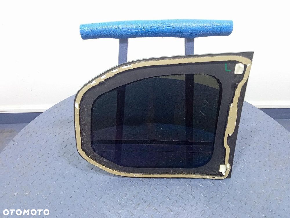 BERLINGO IV RIFTER SZYBA KAROSERYJNA TYŁ LEWA - 2