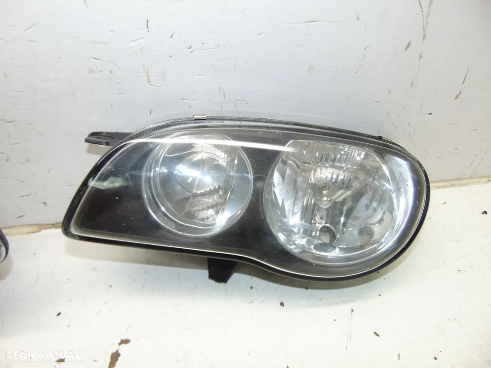 Toyota Corolla faróis - 3