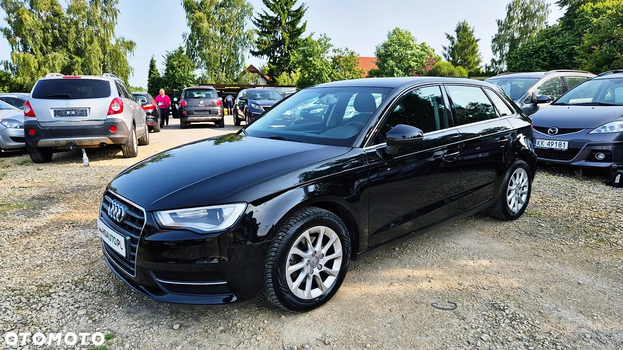 Audi A3 1.2 TFSI Sportback S tronic Ambiente - 24