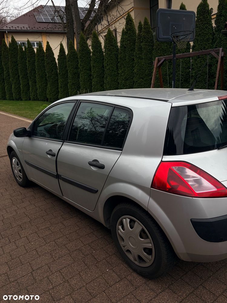 Renault Megane 1.4 16V Authentique - 3