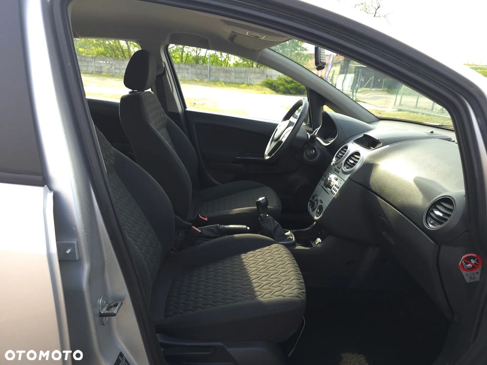 Opel Corsa 1.4 16V Edition - 15